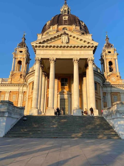 Porta Susa x6 - FreeParking Wi-fi e Netflix Lägenhet Turin Exteriör bild